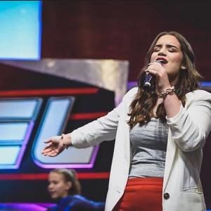 Meet your Posher, Adriana